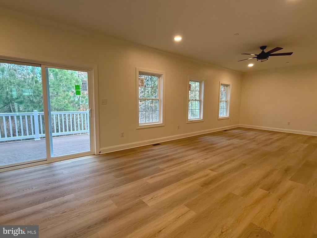 17490 LIGHTHOUSE COMMONS DRIVE