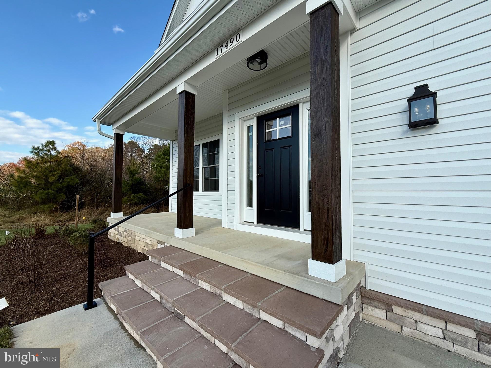 17490 LIGHTHOUSE COMMONS DRIVE