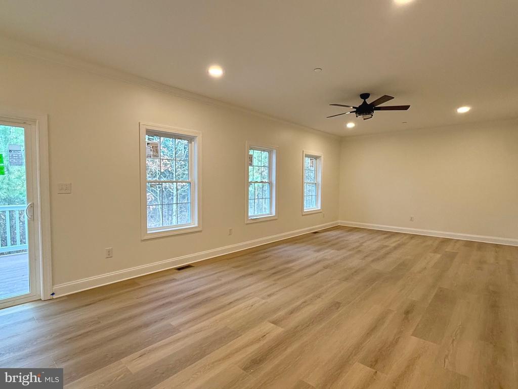 17490 LIGHTHOUSE COMMONS DRIVE