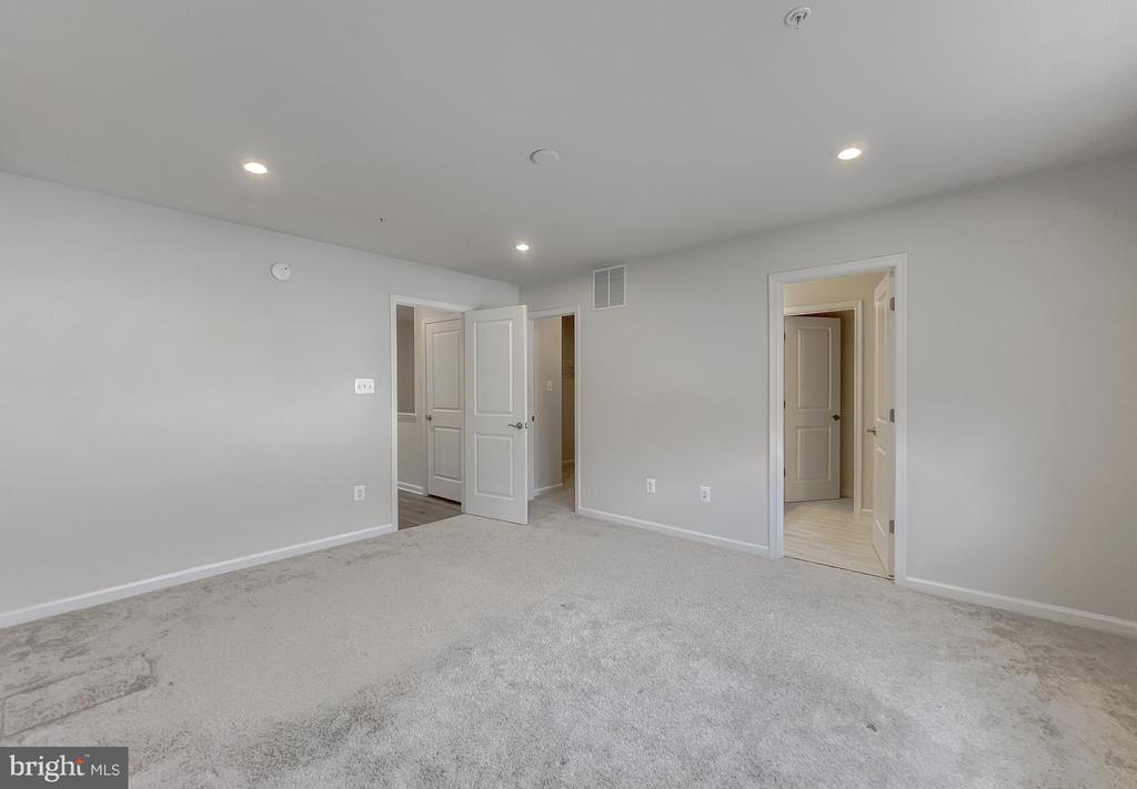 23296 SUGAR PINE LANE