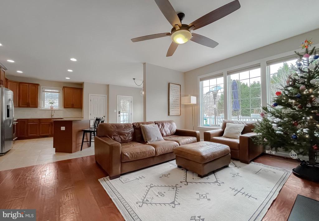 41895 TOMEY COURT