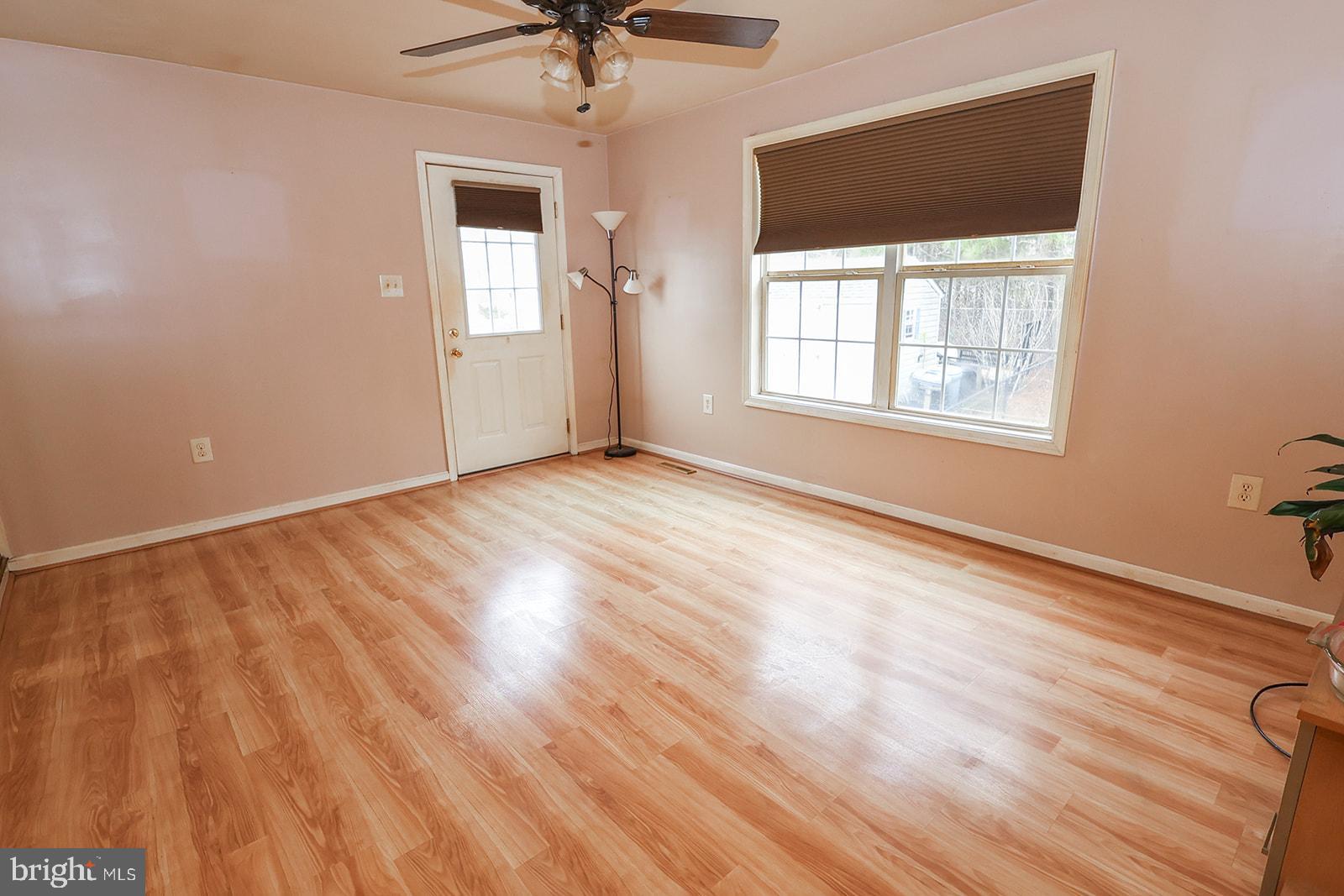 38877 JADE WAY