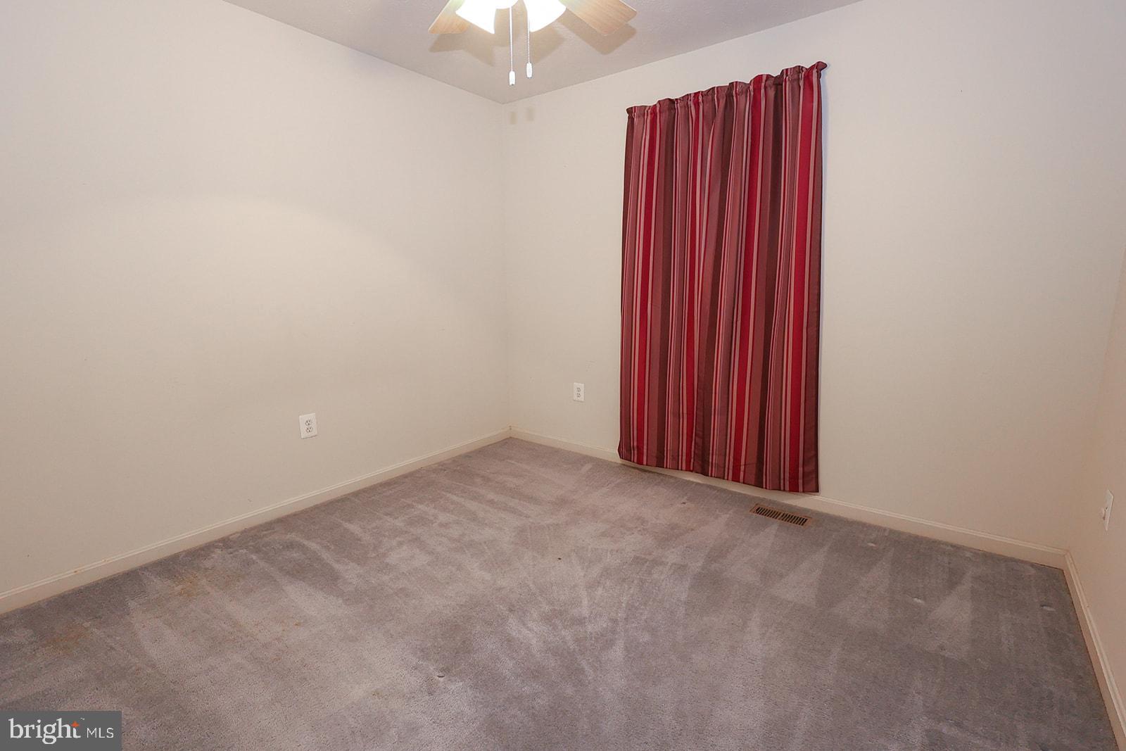 38877 JADE WAY