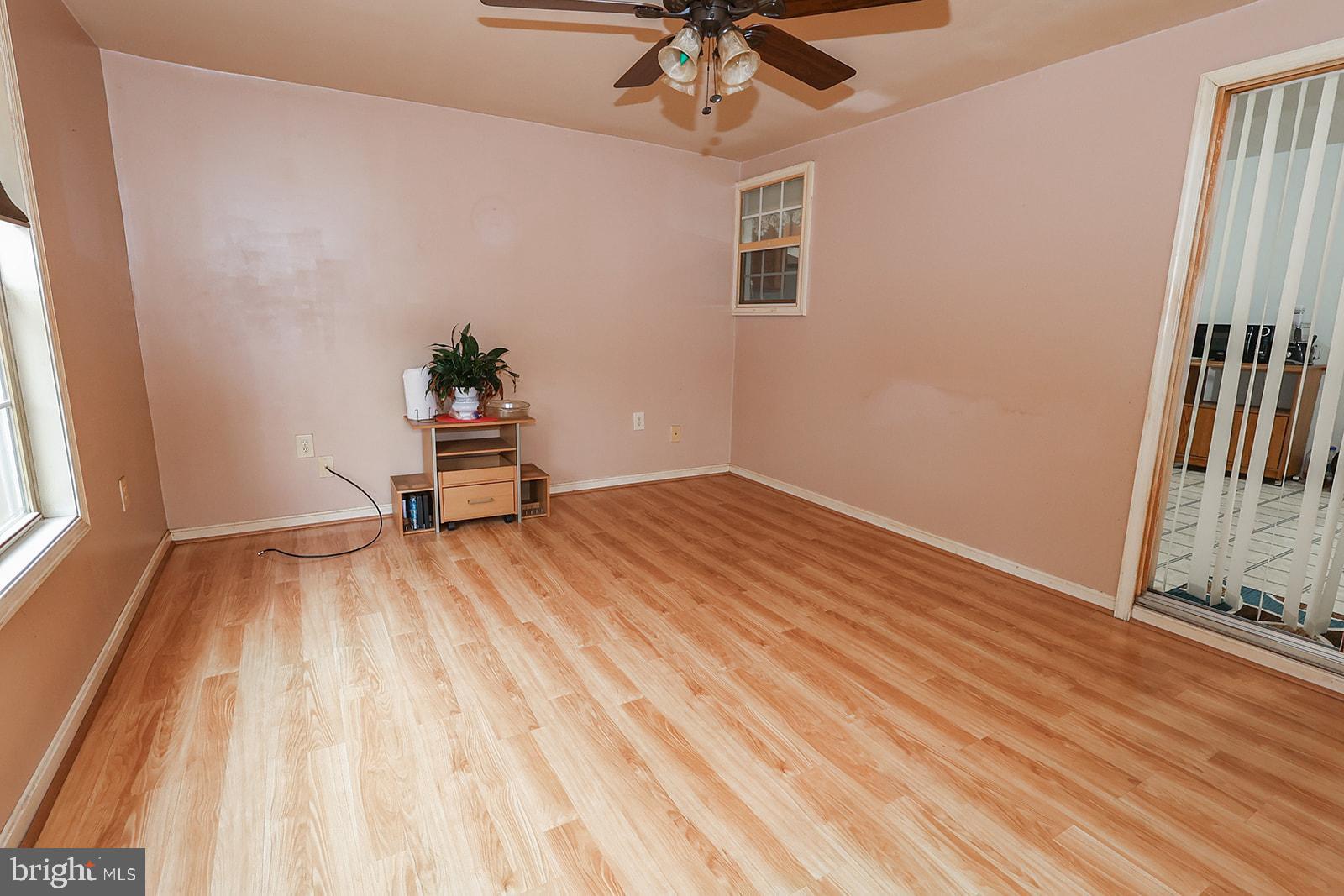 38877 JADE WAY