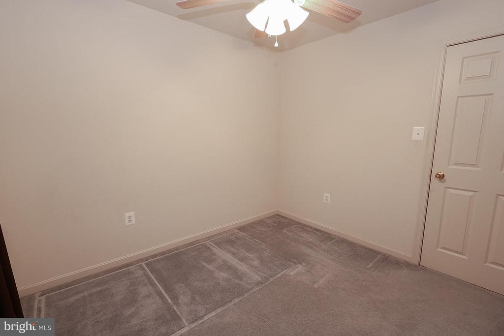 38877 JADE WAY