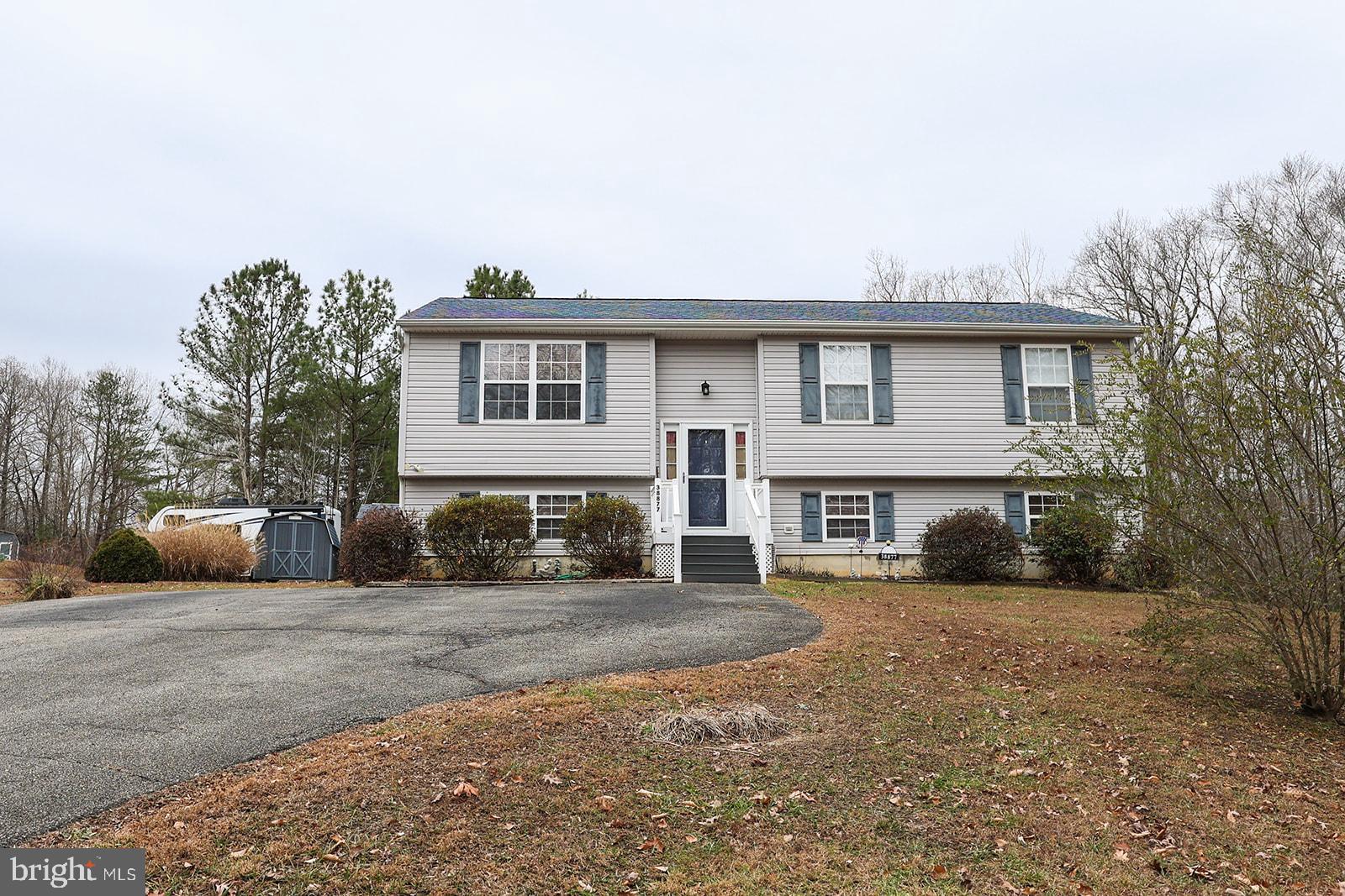 38877 JADE WAY