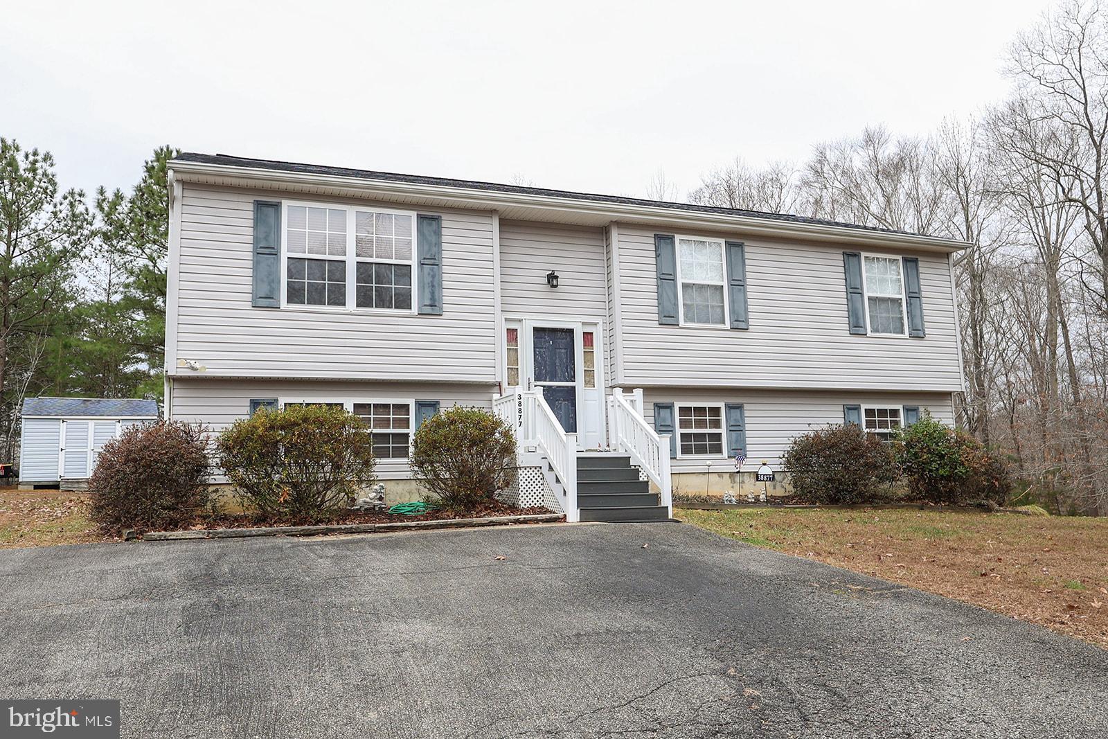 38877 JADE WAY