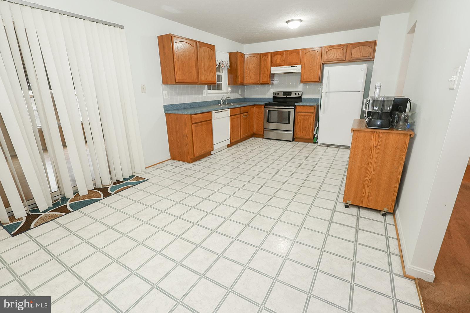 38877 JADE WAY