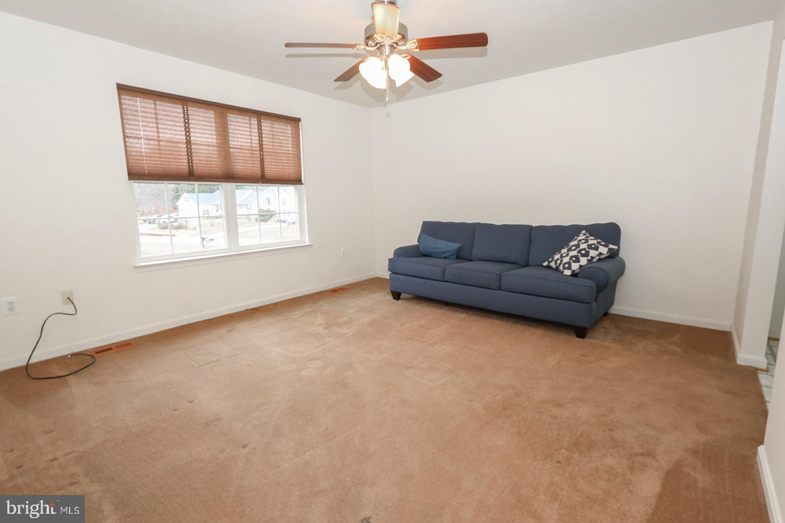 38877 JADE WAY