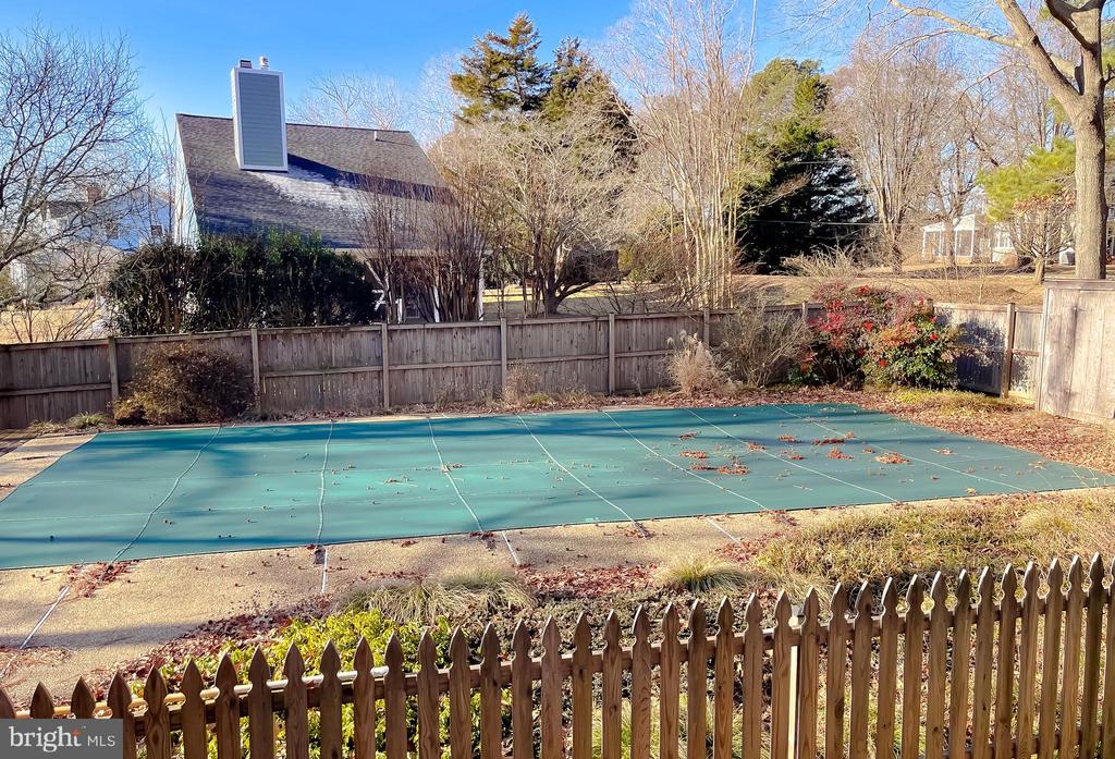 22164 MILLER COURT