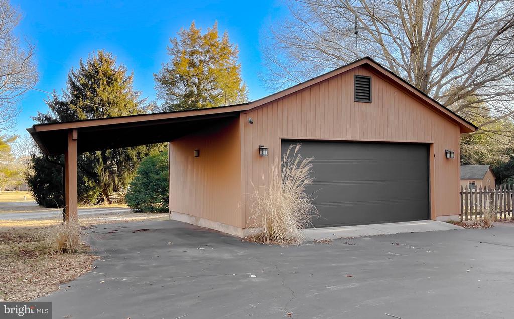 22164 MILLER COURT