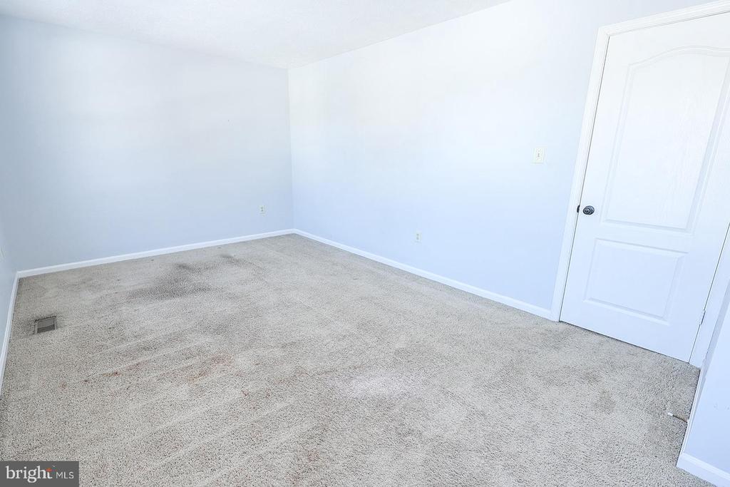 45289 WOODSTOWN WAY