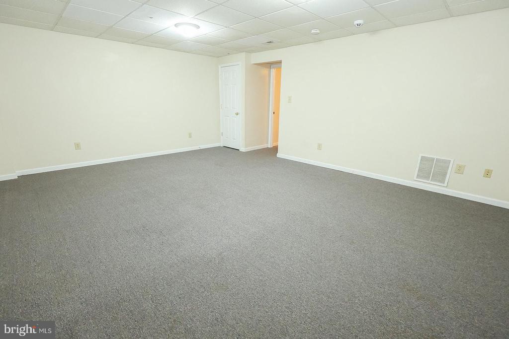 45289 WOODSTOWN WAY