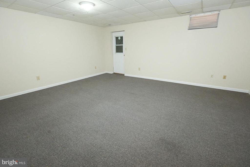 45289 WOODSTOWN WAY