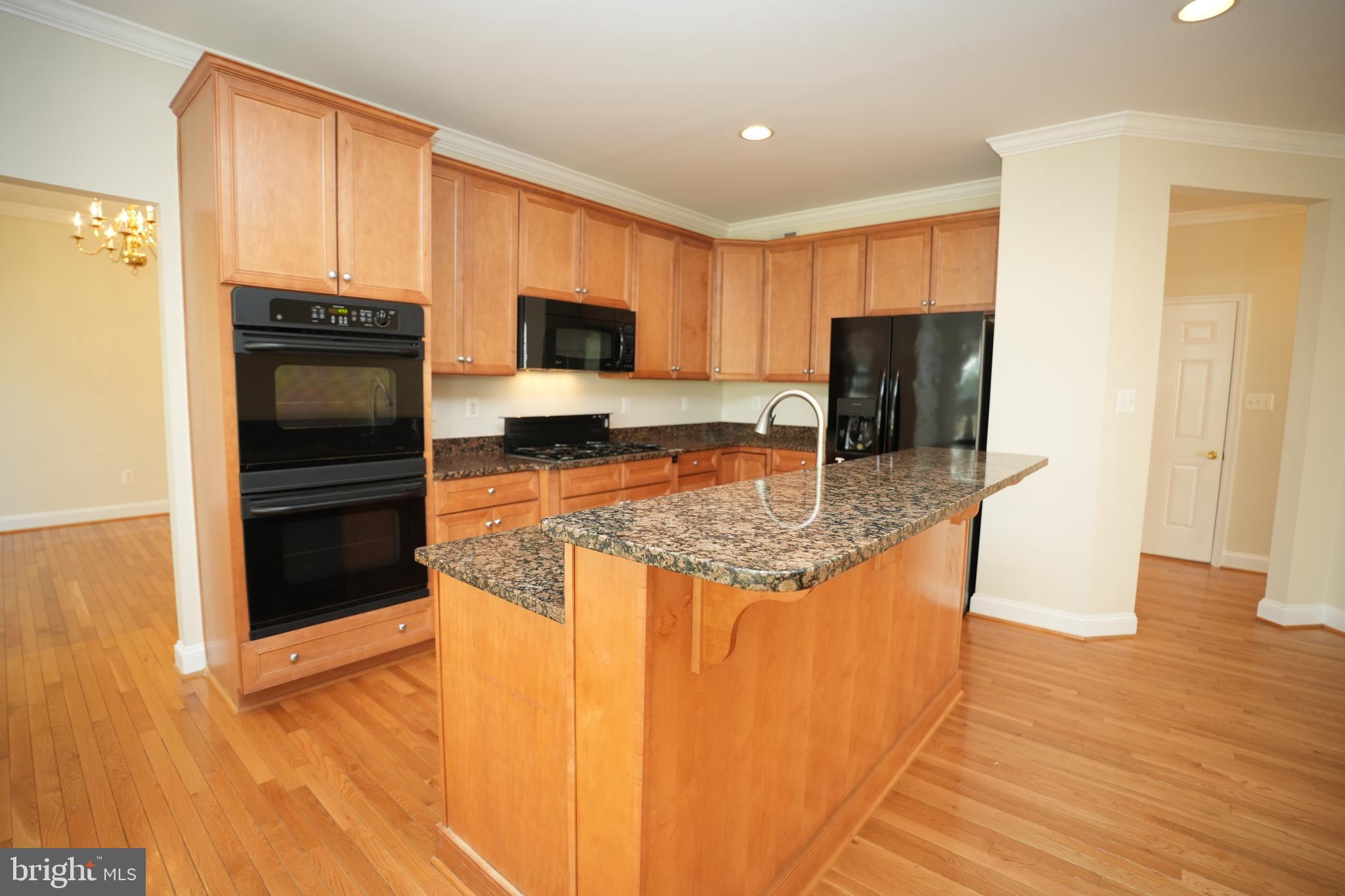 23422 CAMELLIA COURT