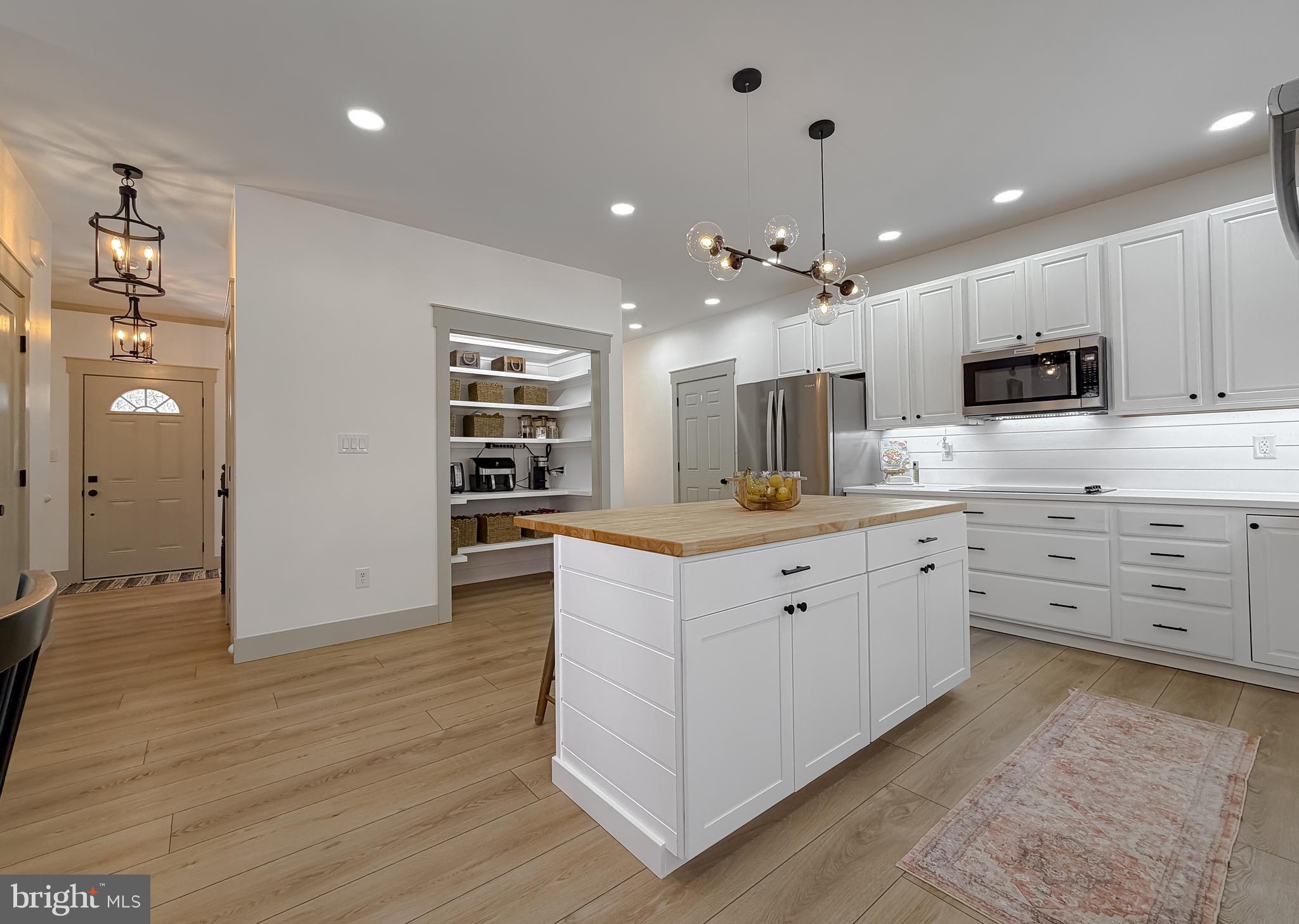 23185 PEMBROOK DRIVE