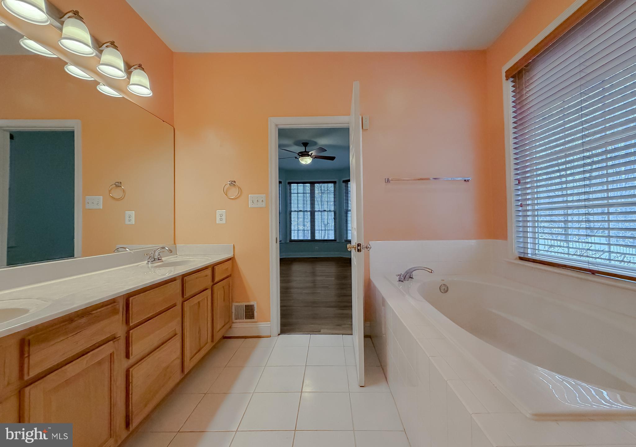 24646 APPLE SAUCE LANE