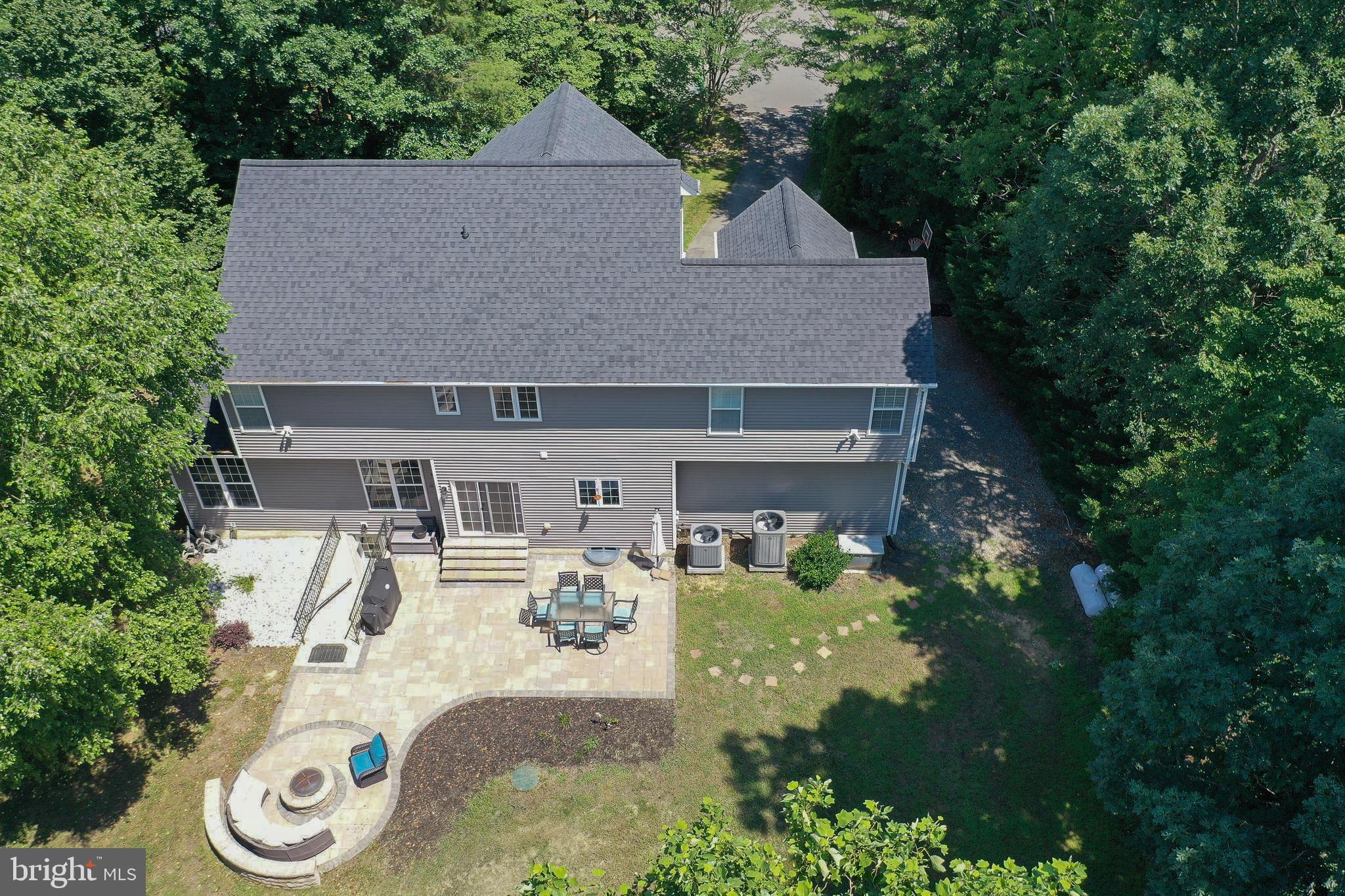 18747 VERNON COURT