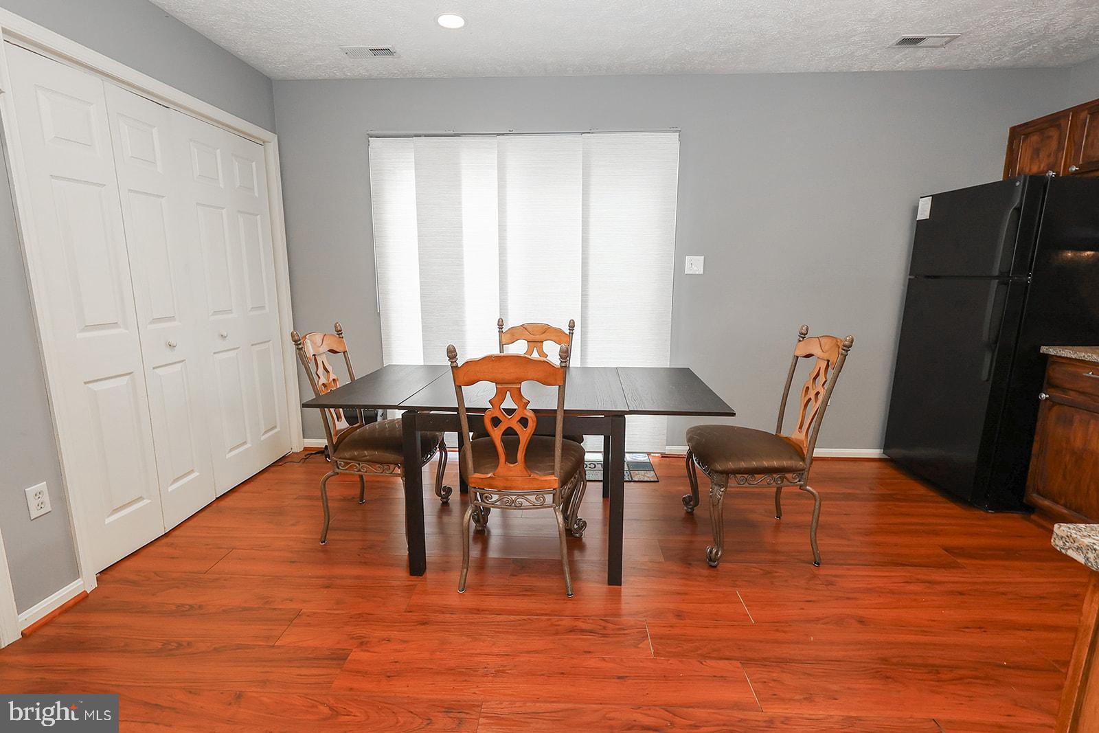 22141 SAINT LEONARDS CIRCLE