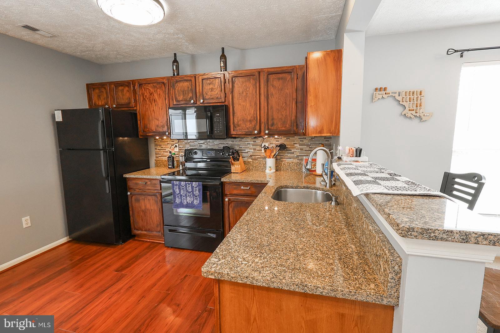 22141 SAINT LEONARDS CIRCLE