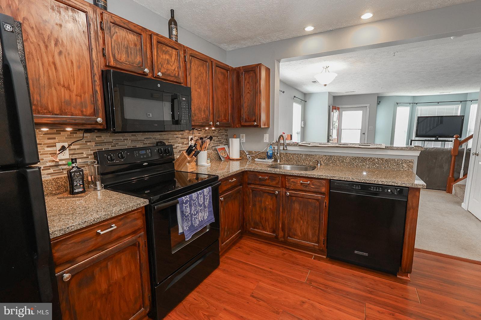 22141 SAINT LEONARDS CIRCLE
