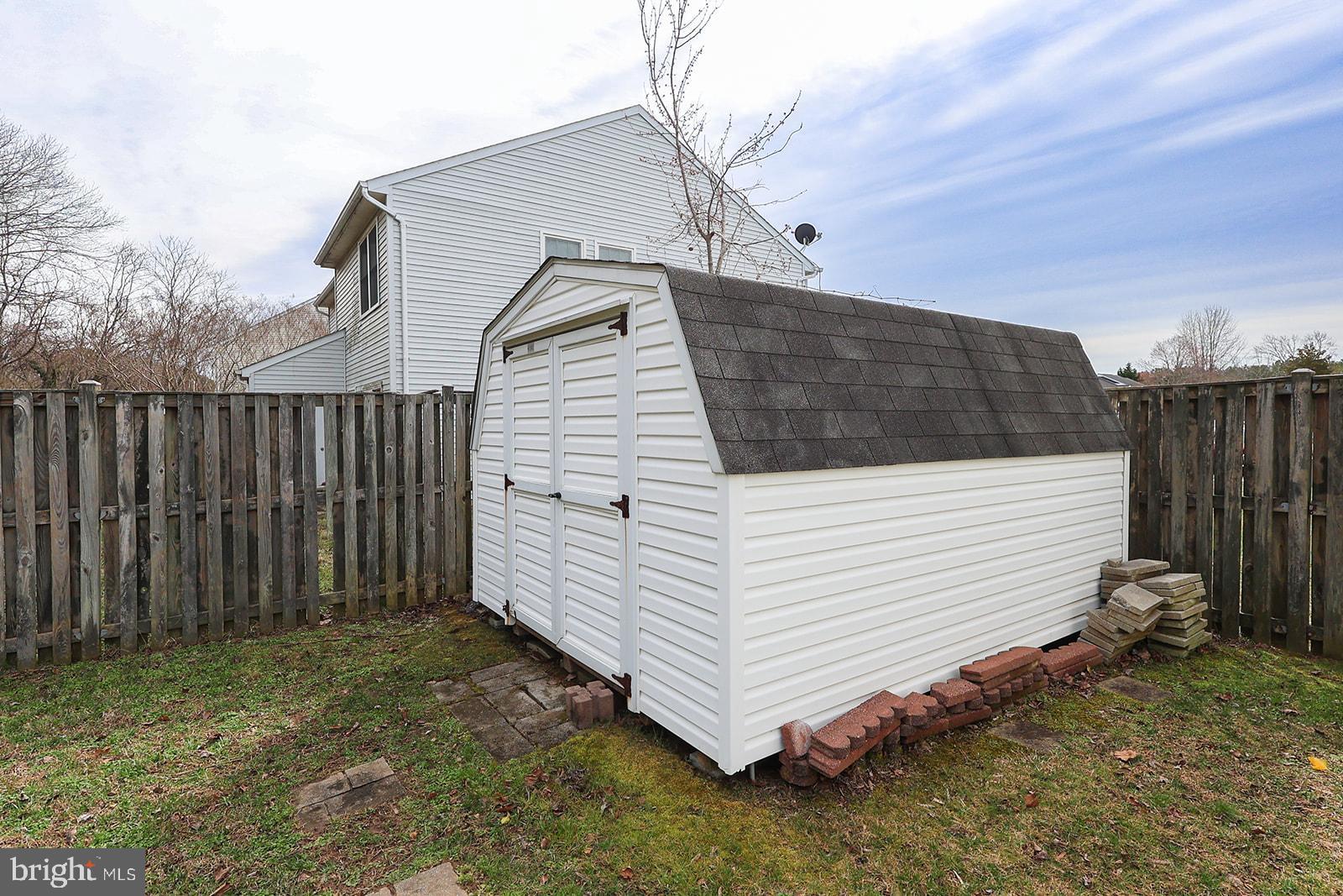 22141 SAINT LEONARDS CIRCLE