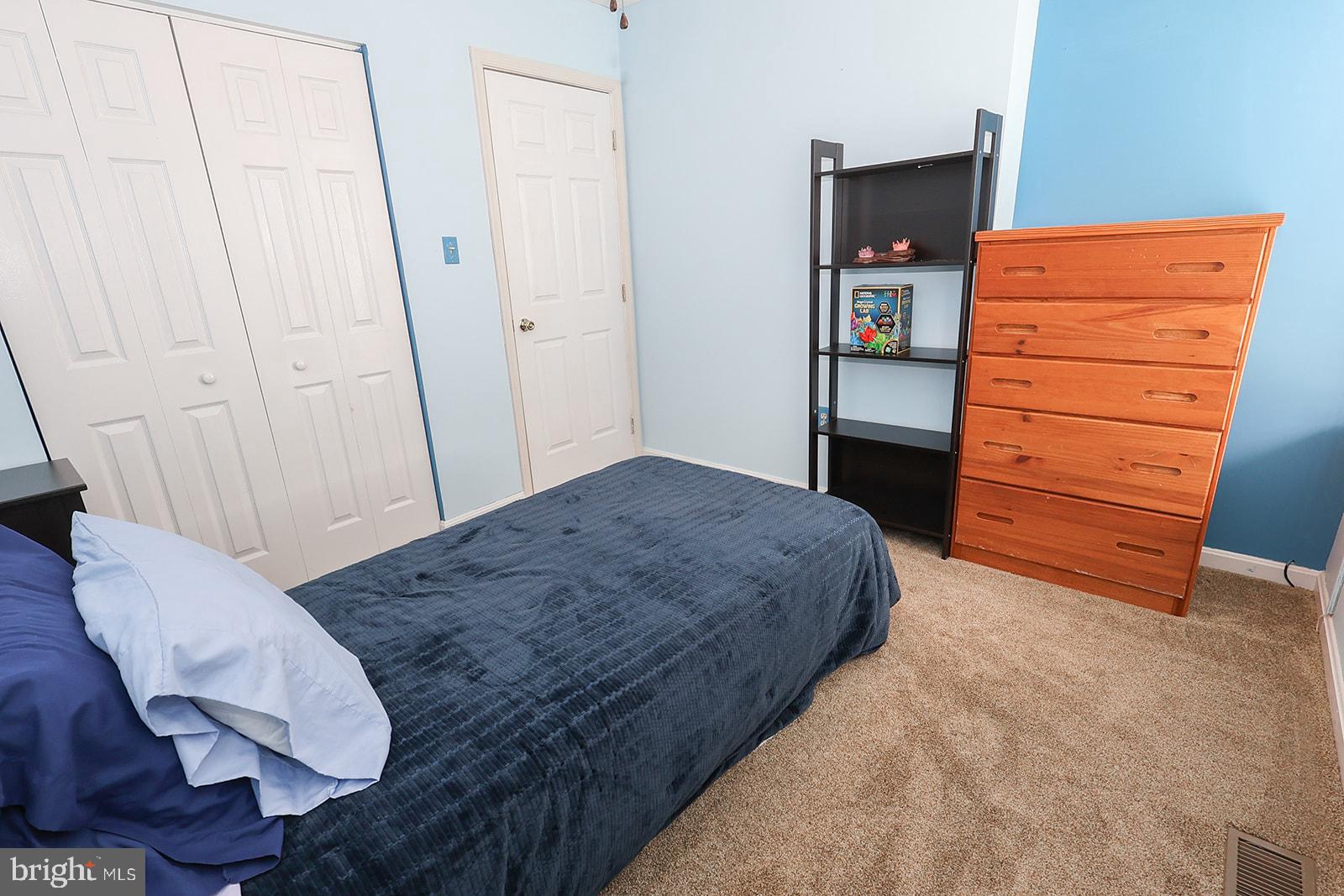 22141 SAINT LEONARDS CIRCLE