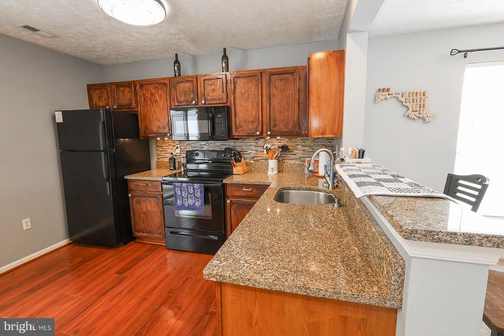 22141 SAINT LEONARDS CIRCLE