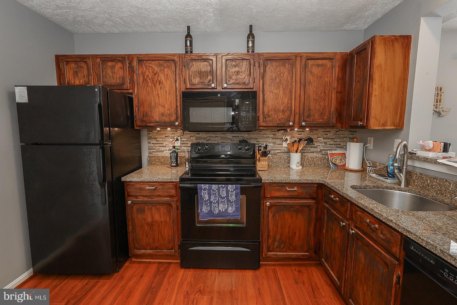 22141 SAINT LEONARDS CIRCLE