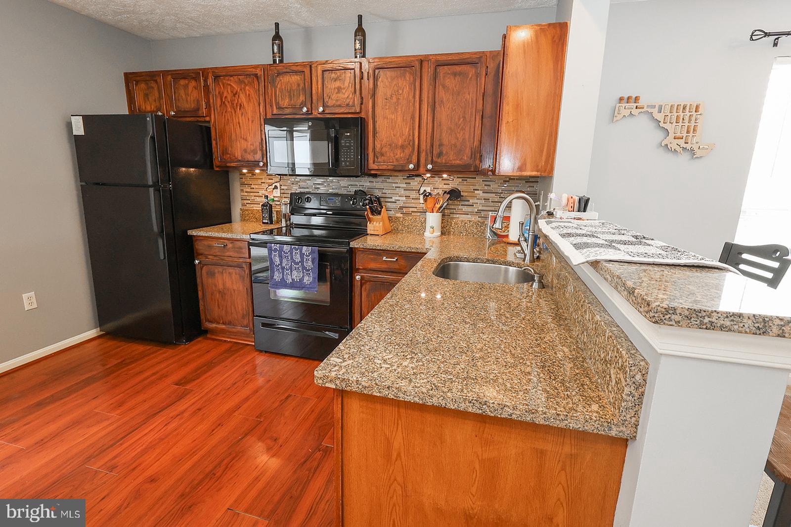 22141 SAINT LEONARDS CIRCLE