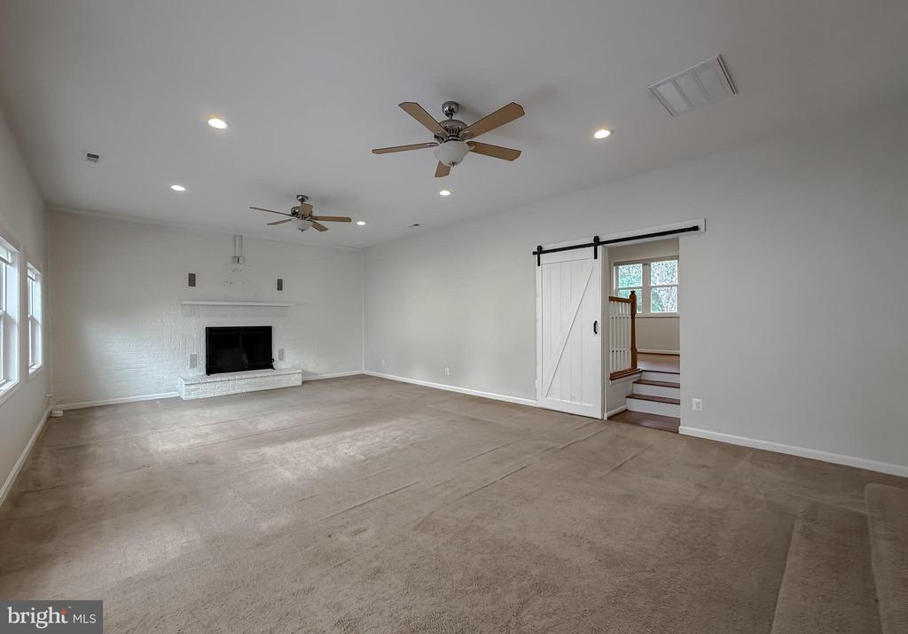 44939 SHORE DRIVE