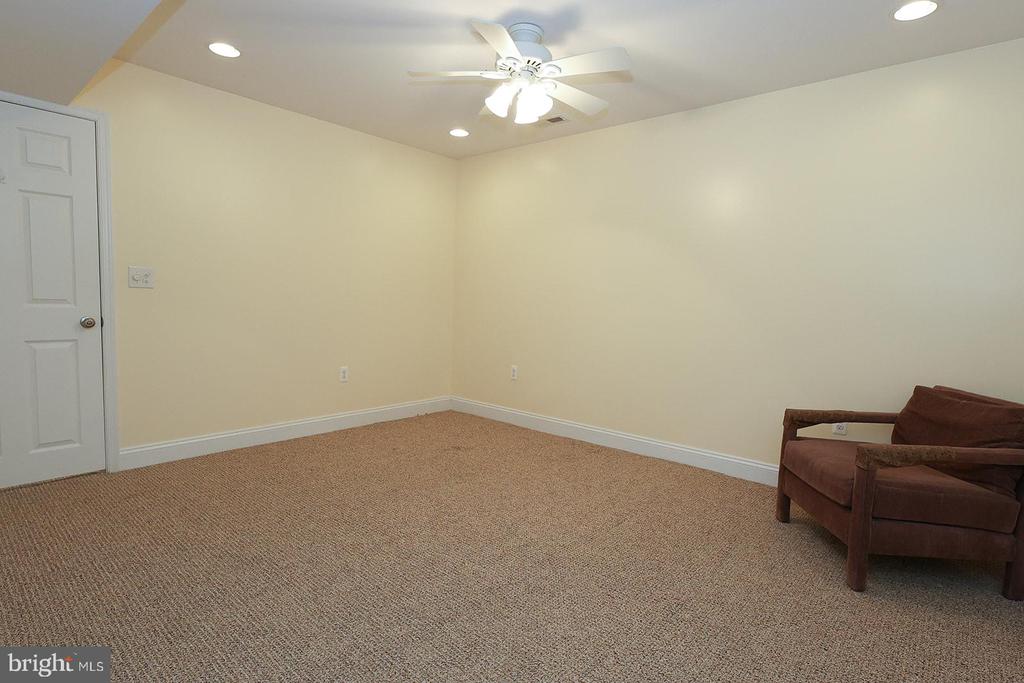 24065 PAPPYS WAY