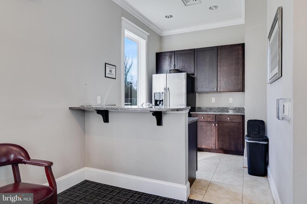23540 F D R BOULEVARD 106