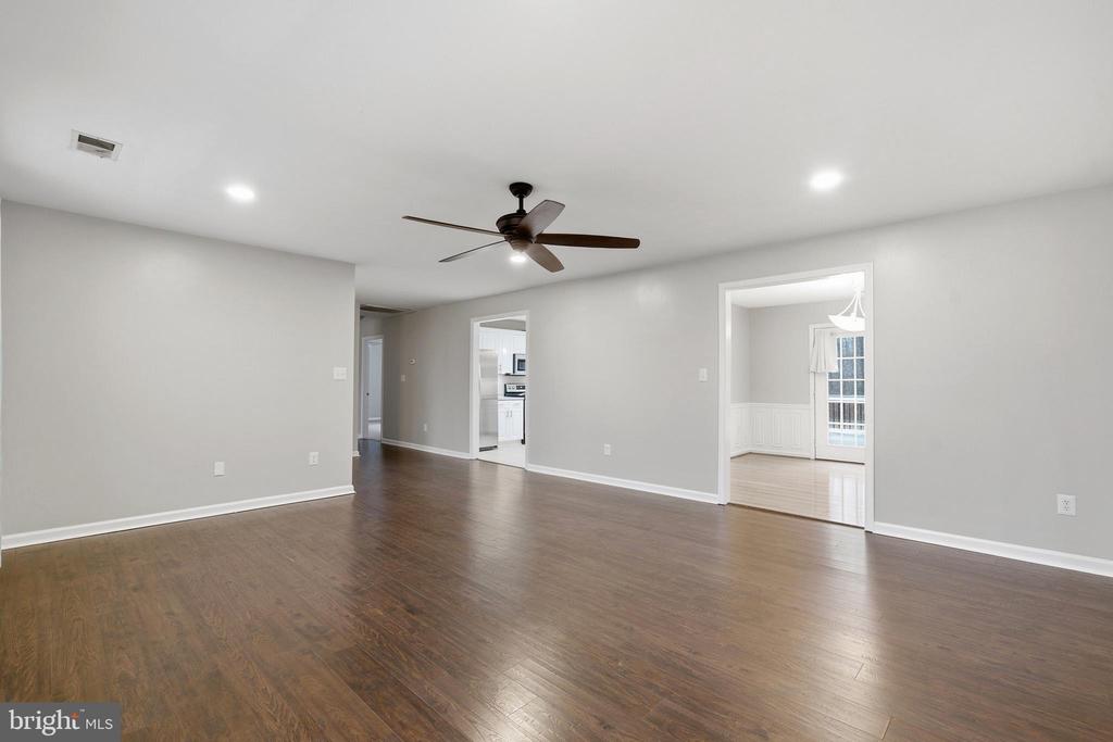 22343 NEWTOWNE NECK ROAD