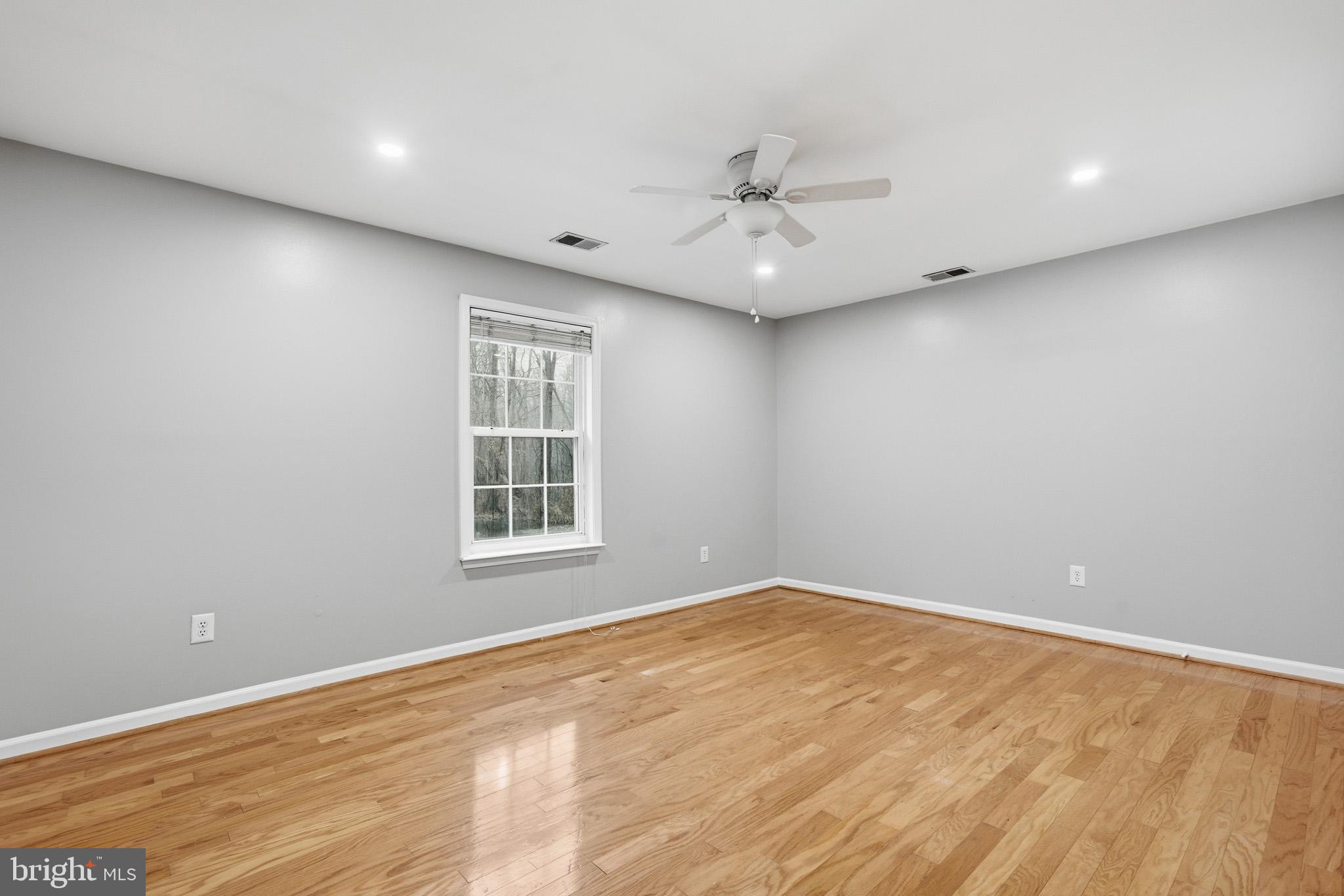 22343 NEWTOWNE NECK ROAD