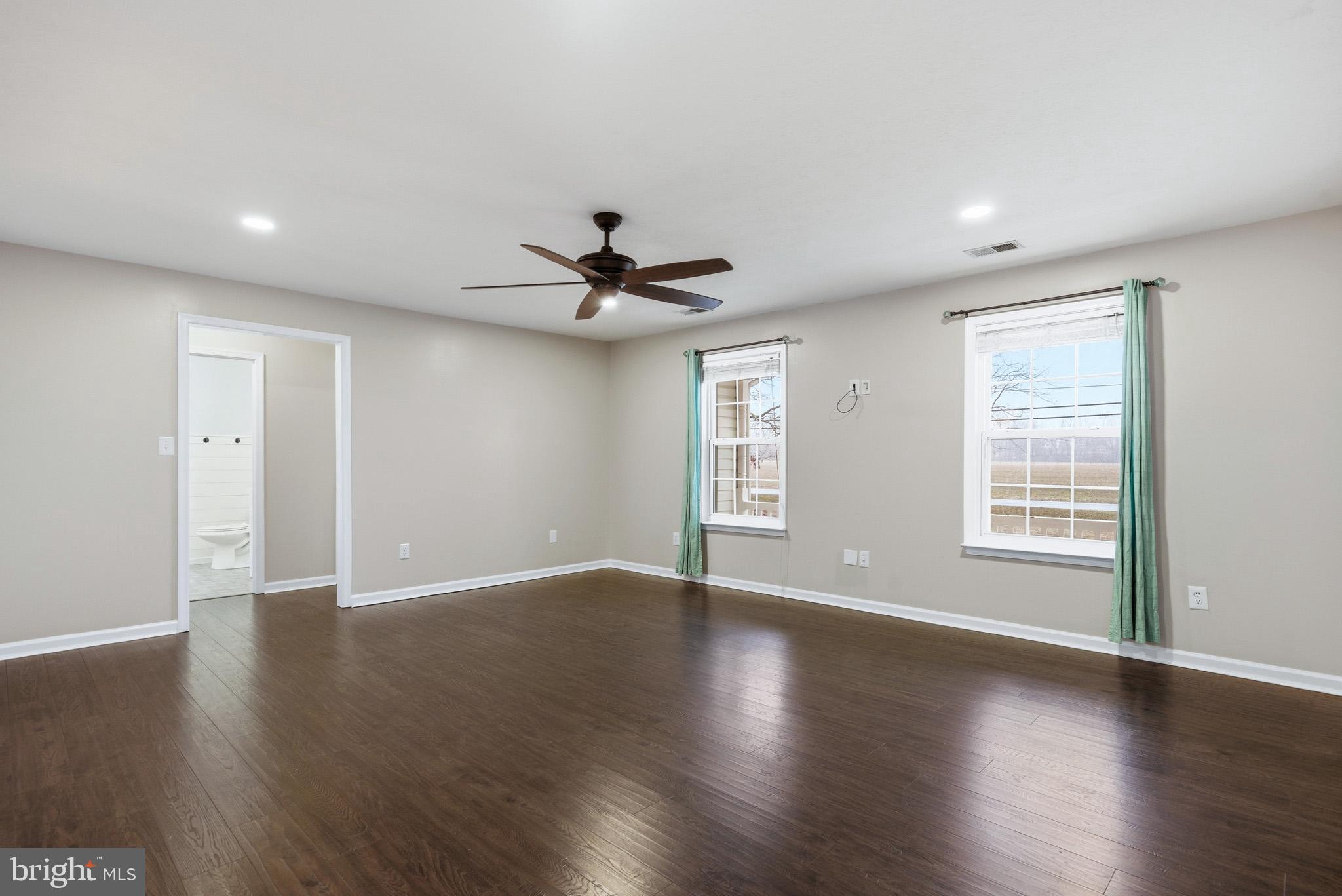 22343 NEWTOWNE NECK ROAD
