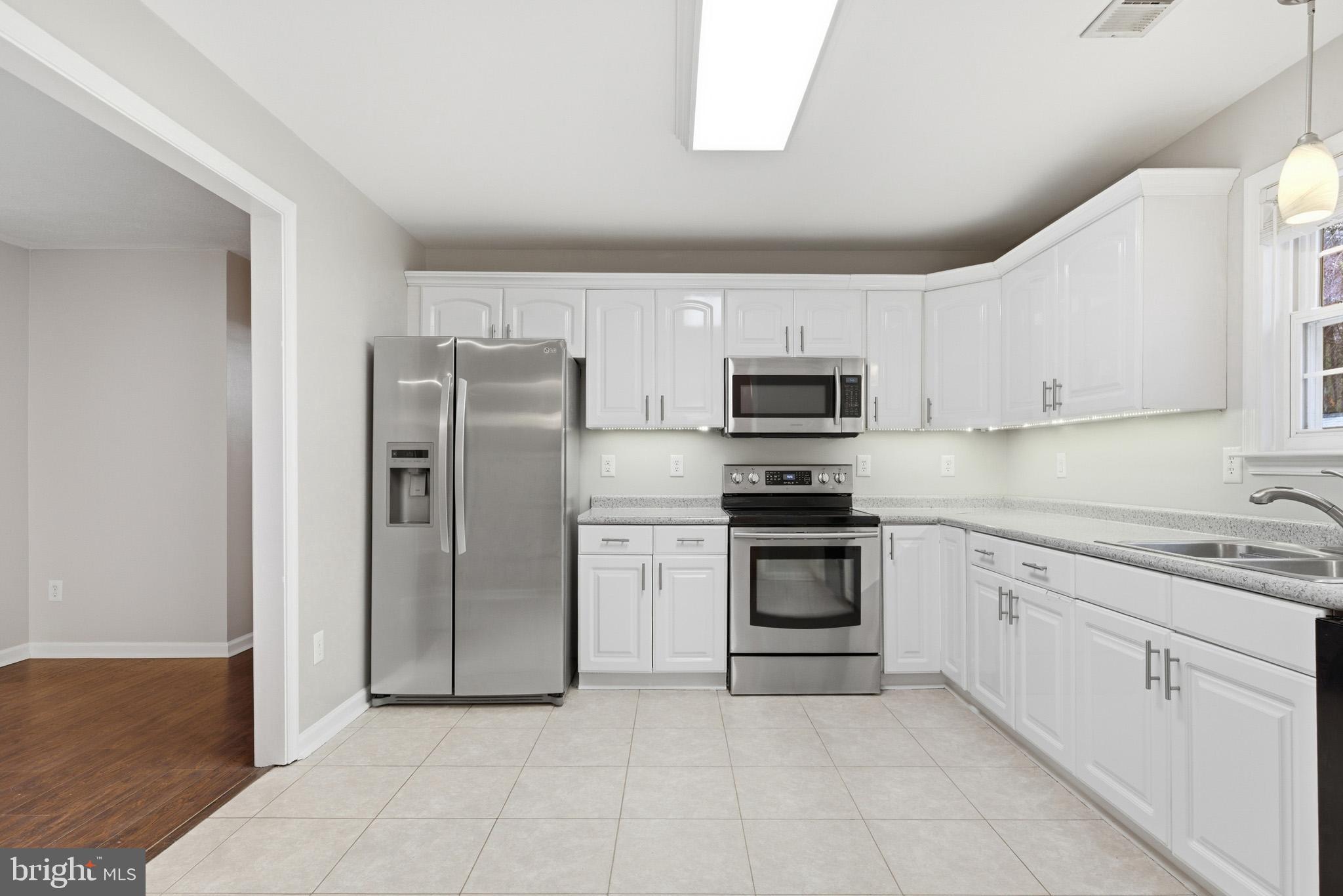 22343 NEWTOWNE NECK ROAD