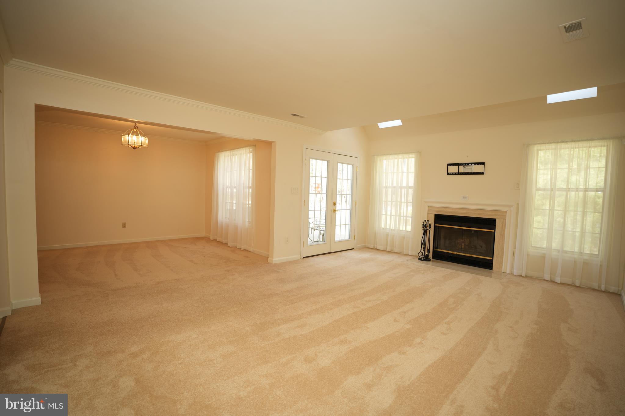 48096 MAYFLOWER DRIVE