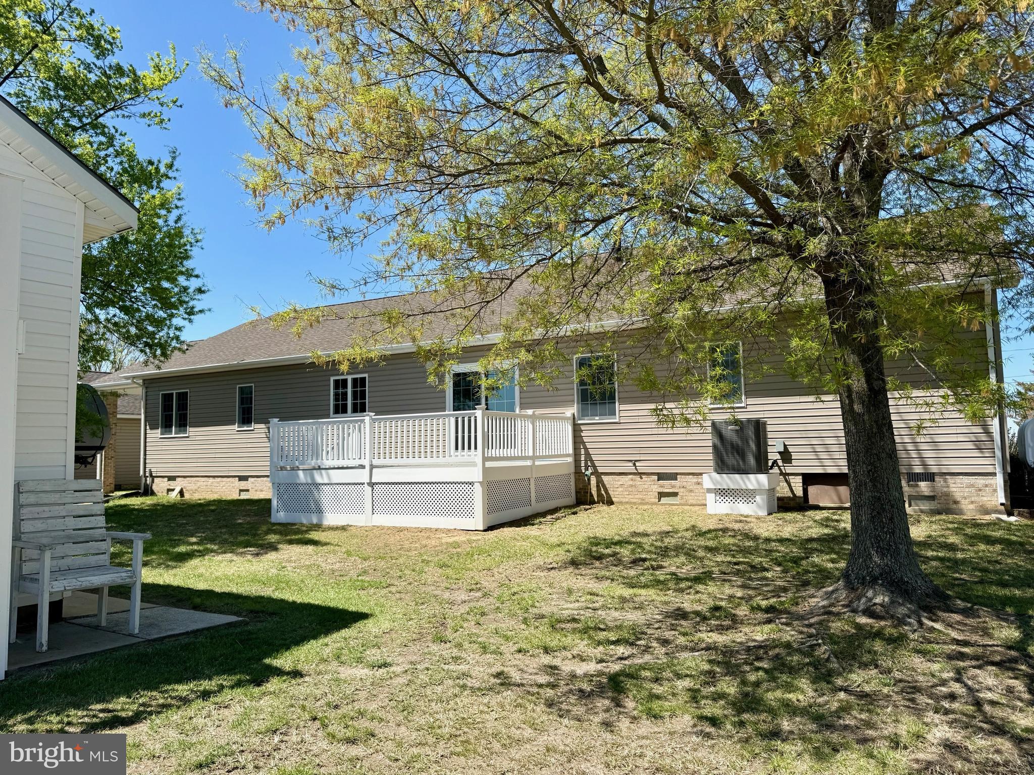 16460 SAYRE POINT LANE