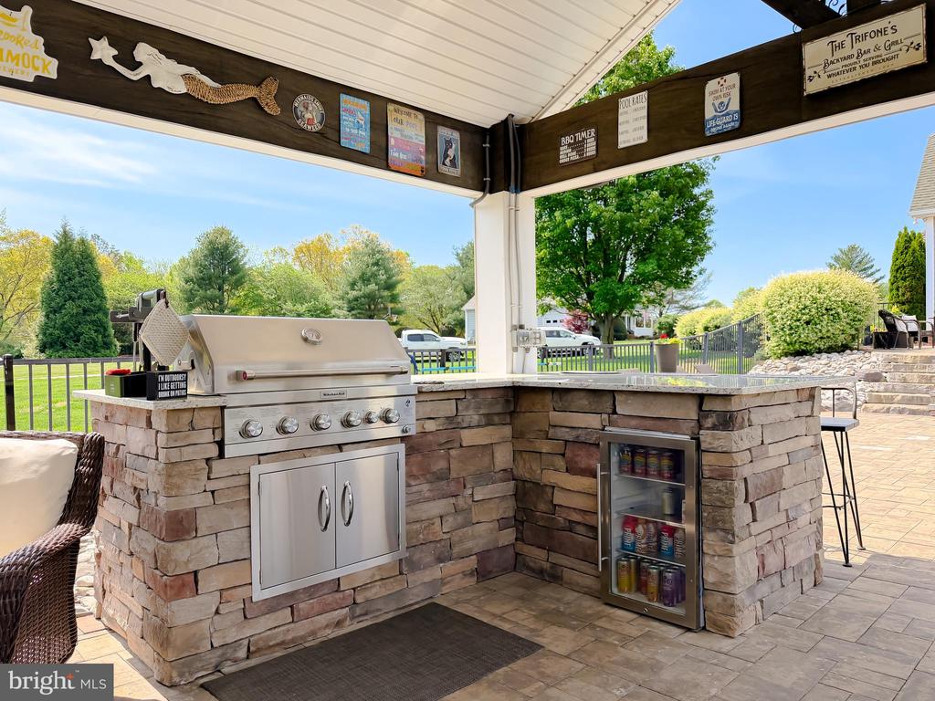 24570 SPRIGGS COURT