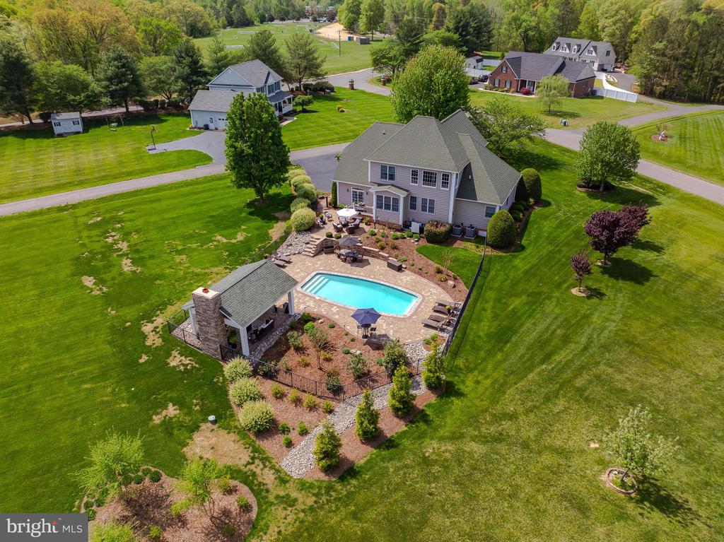 24570 SPRIGGS COURT