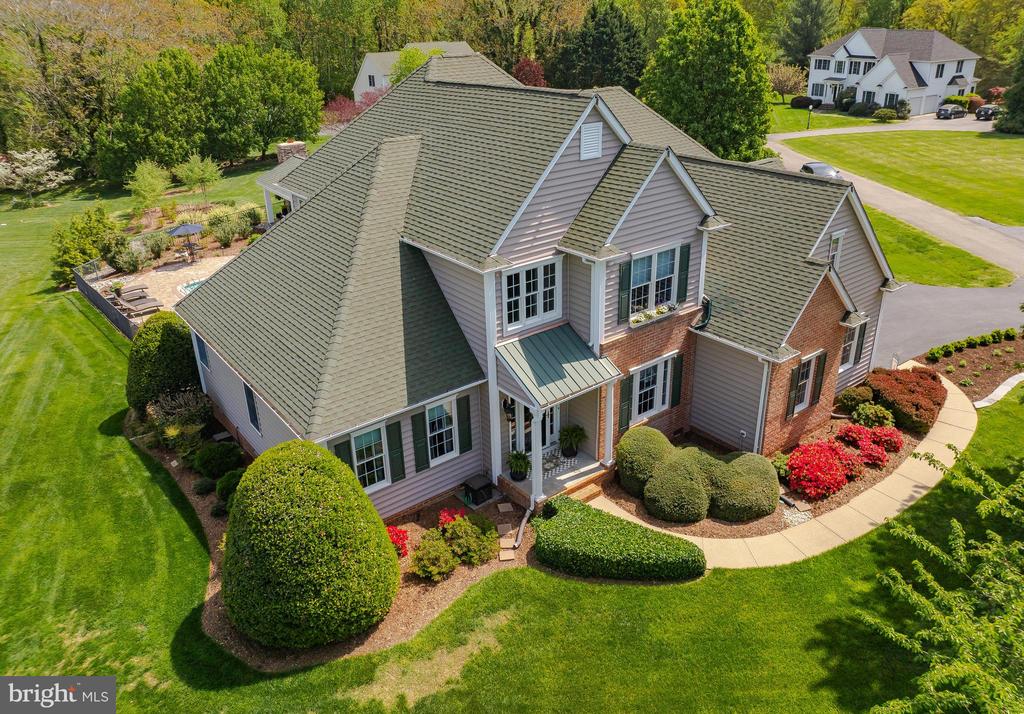 24570 SPRIGGS COURT