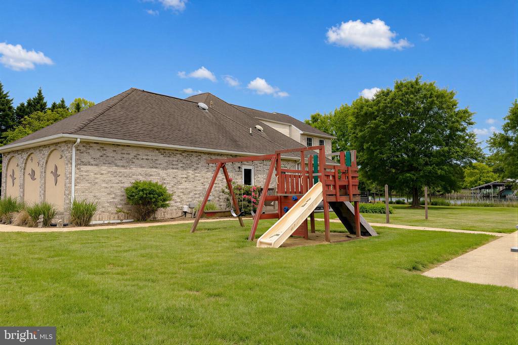 21045 OAKLAND HALL ROAD