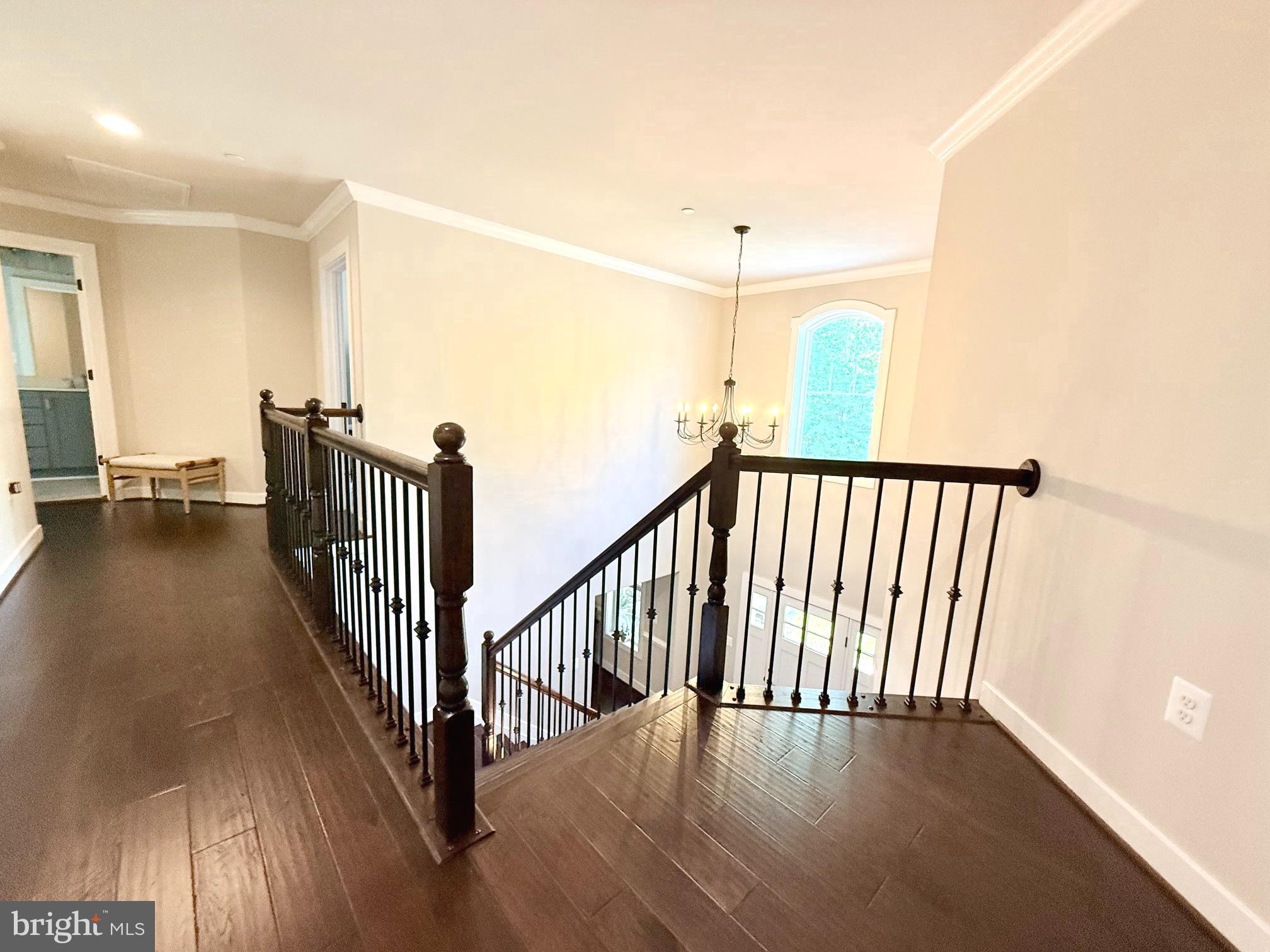 42102 WOODY LANE