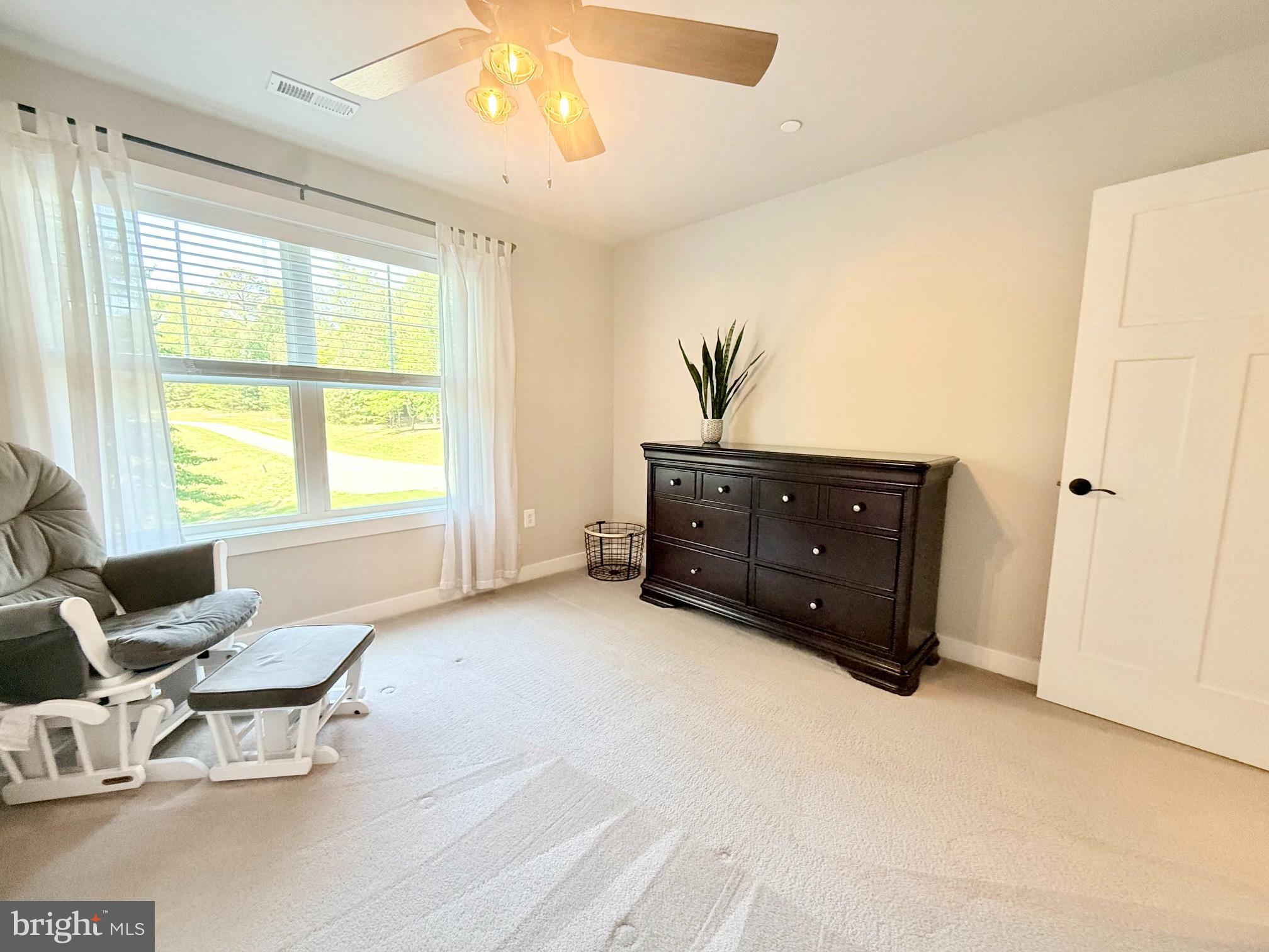 42102 WOODY LANE