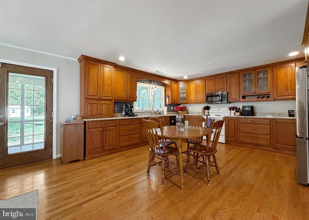 21737 PINEHURST COURT