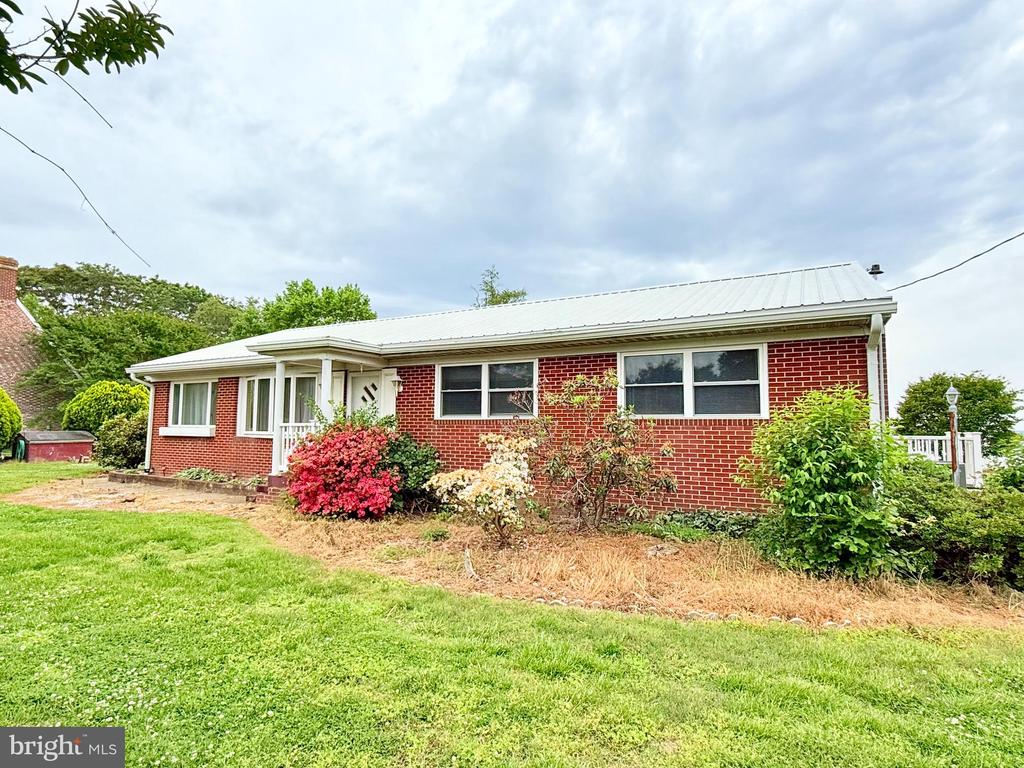 48724 CURLEYS ROAD