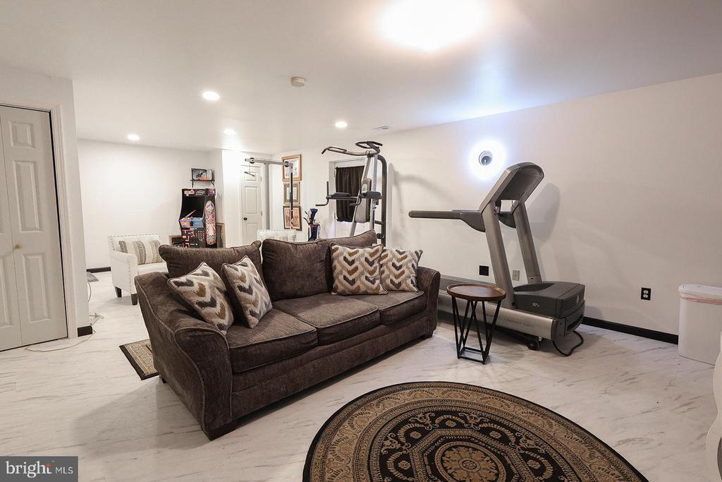 45525 SUNFLOWER STREET
