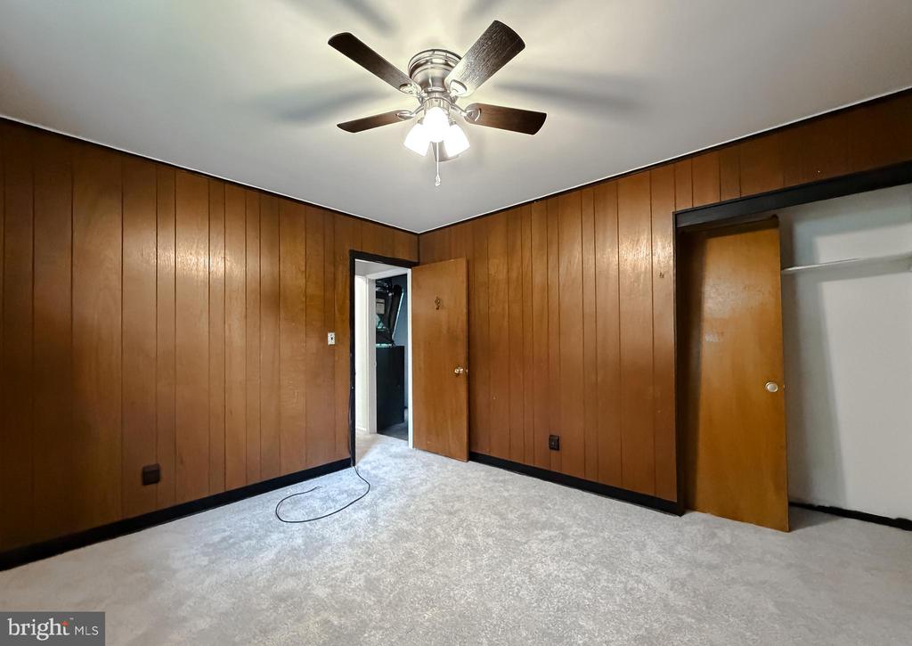 21415 WILLIAMS DRIVE