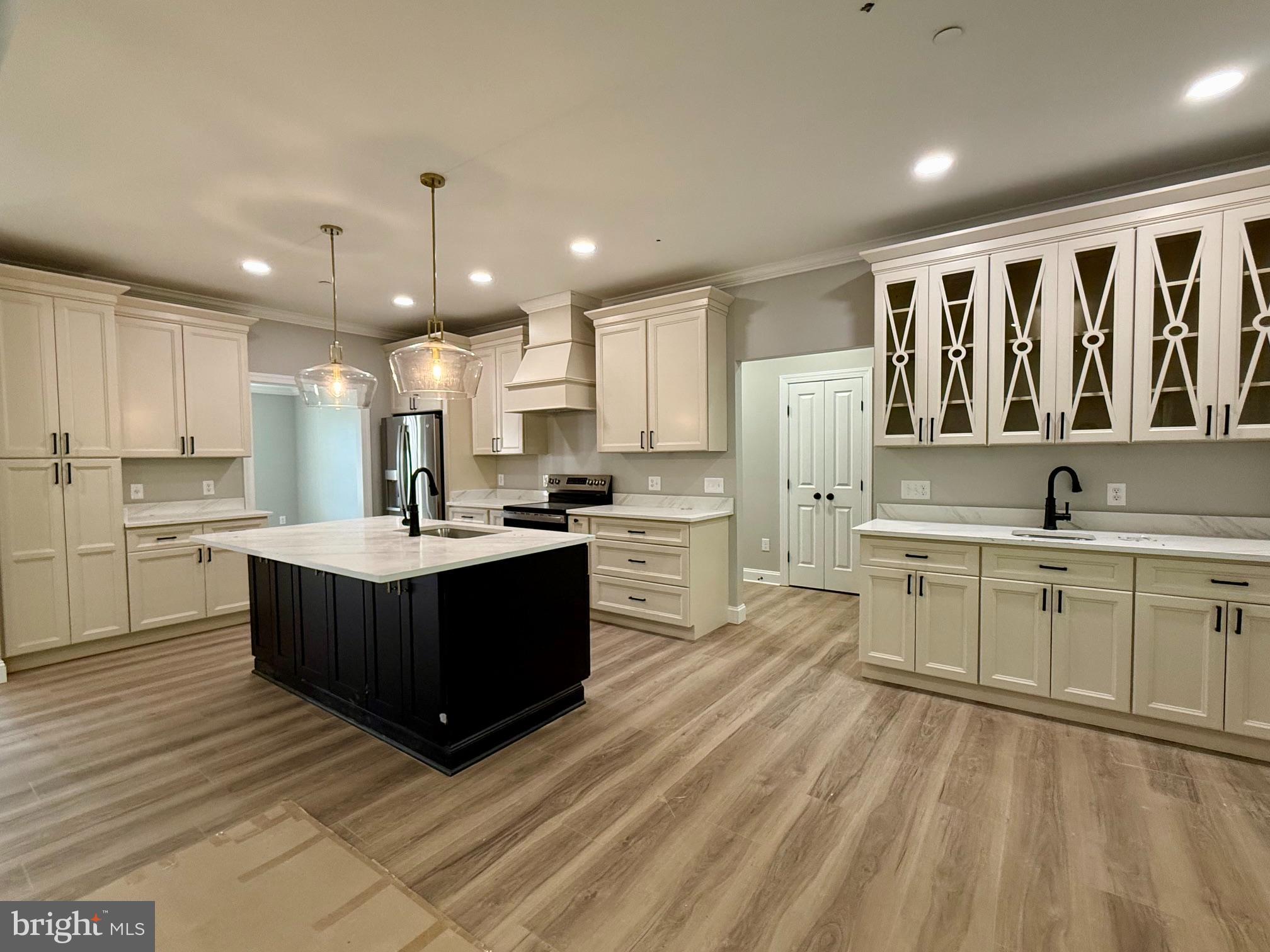 17480 LIGHTHOUSE COMMONS DRIVE